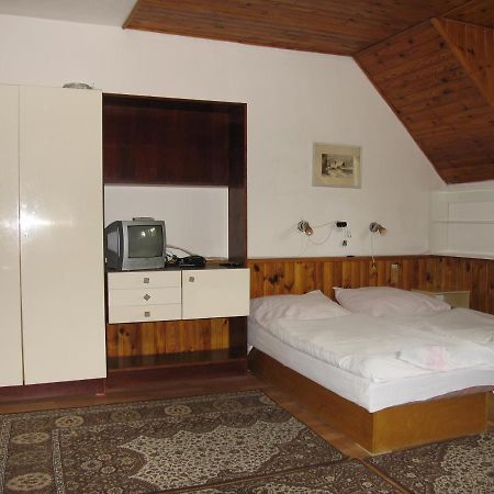 Ubytovanie 184, Bed And Braekfast 184 Stara Lesna Exterior foto