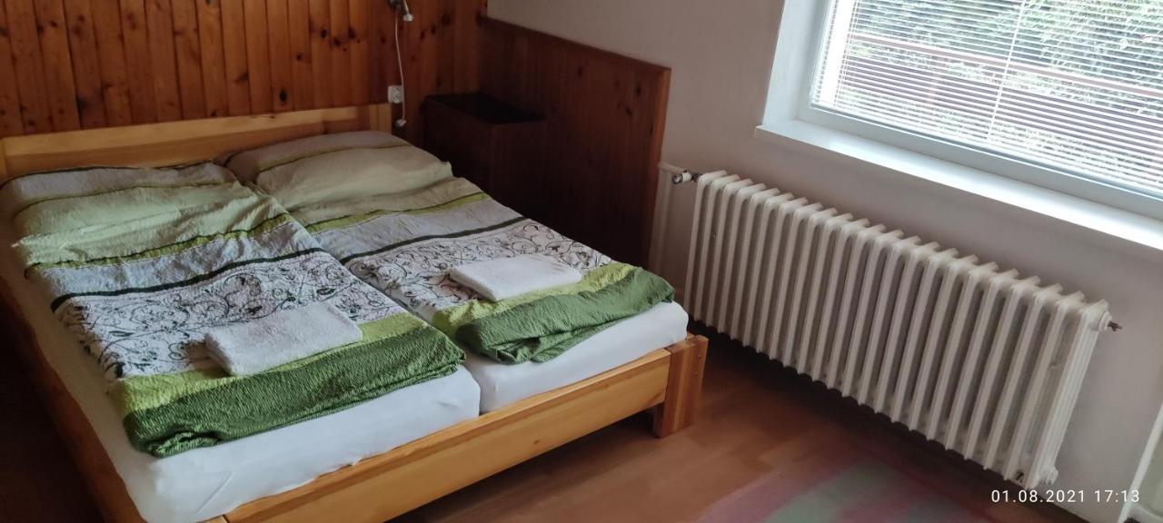 Ubytovanie 184, Bed And Braekfast 184 Stara Lesna Exterior foto