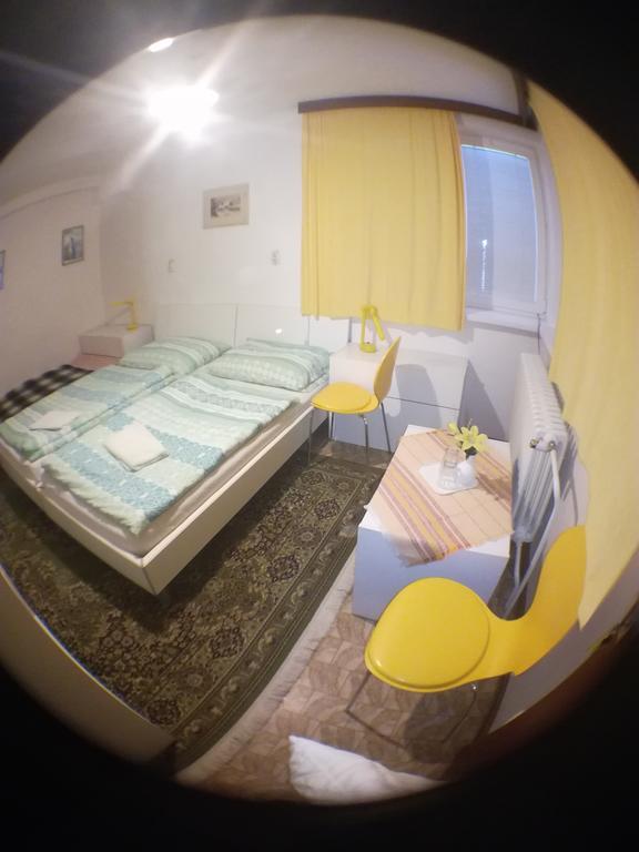 Ubytovanie 184, Bed And Braekfast 184 Stara Lesna Exterior foto